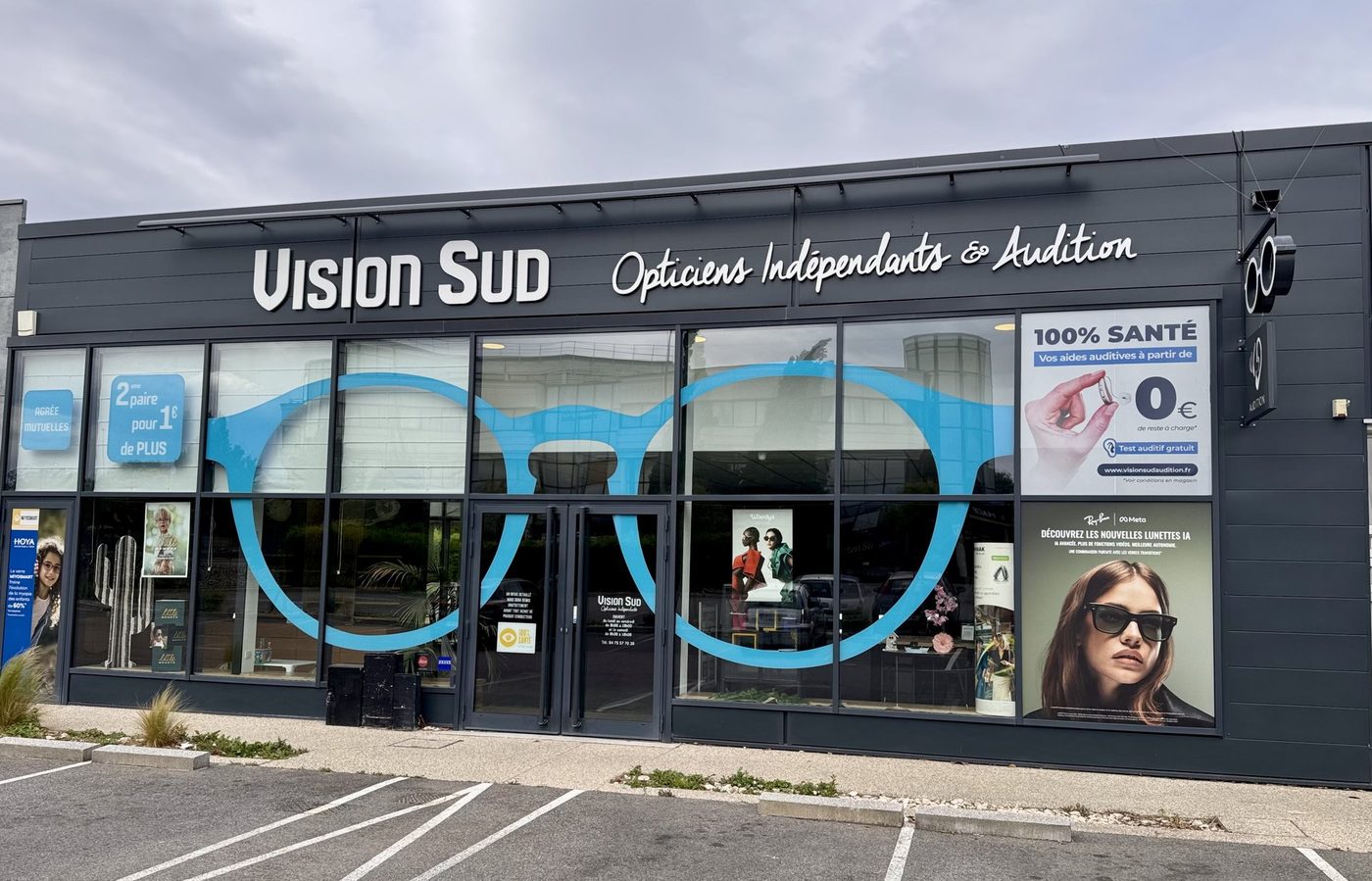 Façade du magasin Vision Sud Opticiens & Audition, 472 Avenue Victor Hugo à Valence